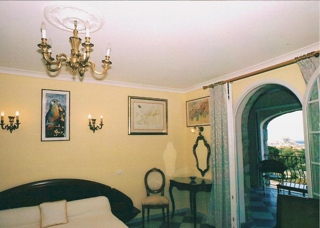 לינה וארוחת בוקר קאלבי The Manor מראה חיצוני תמונה